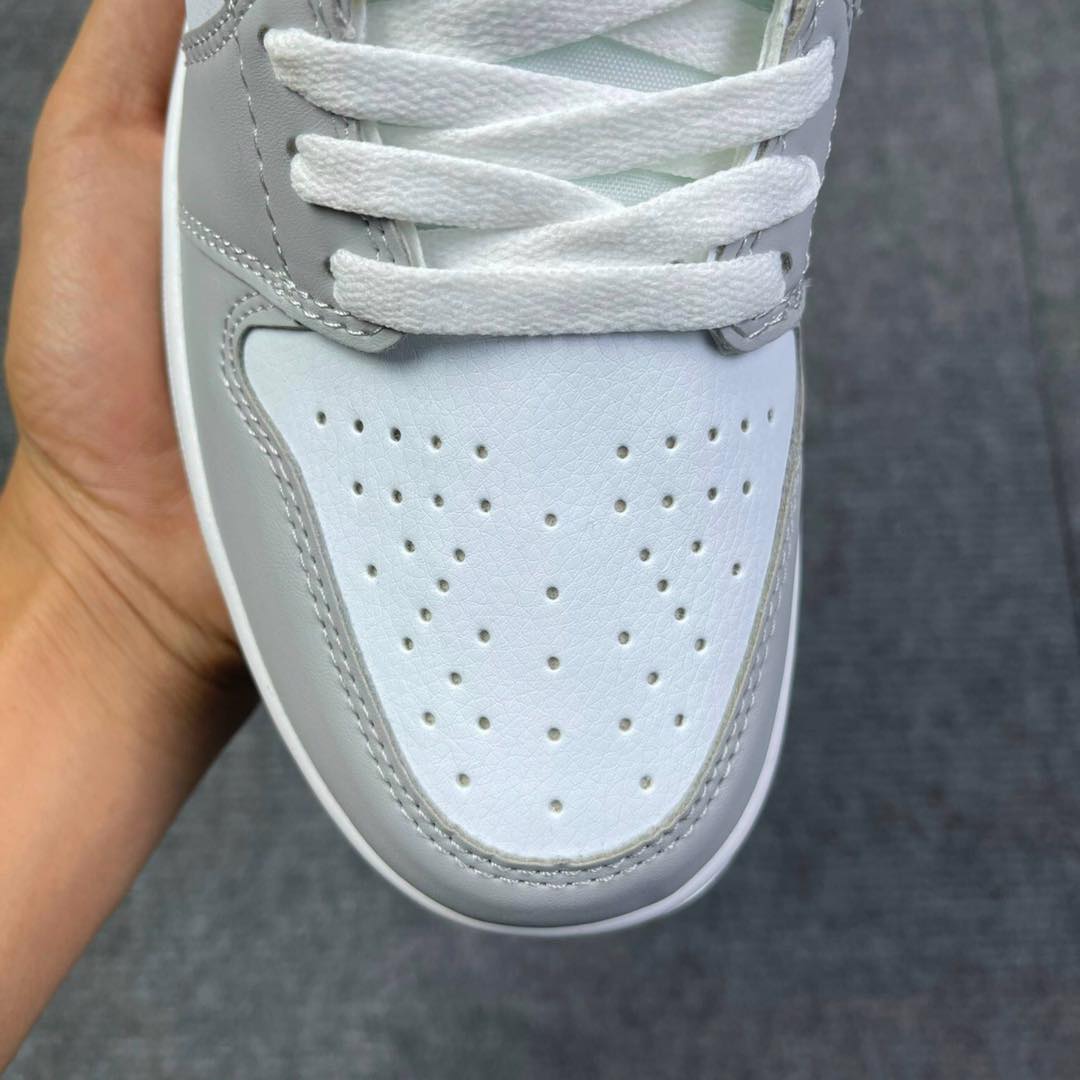 Nike Air Jordan 1 Low Midnight Navy Neutral Grey